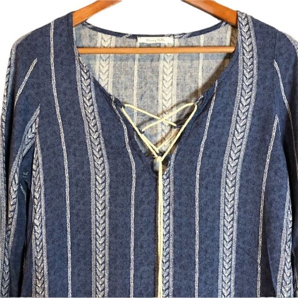 3 for $30! Honey belle patterned tunic - Picture 2 of 10